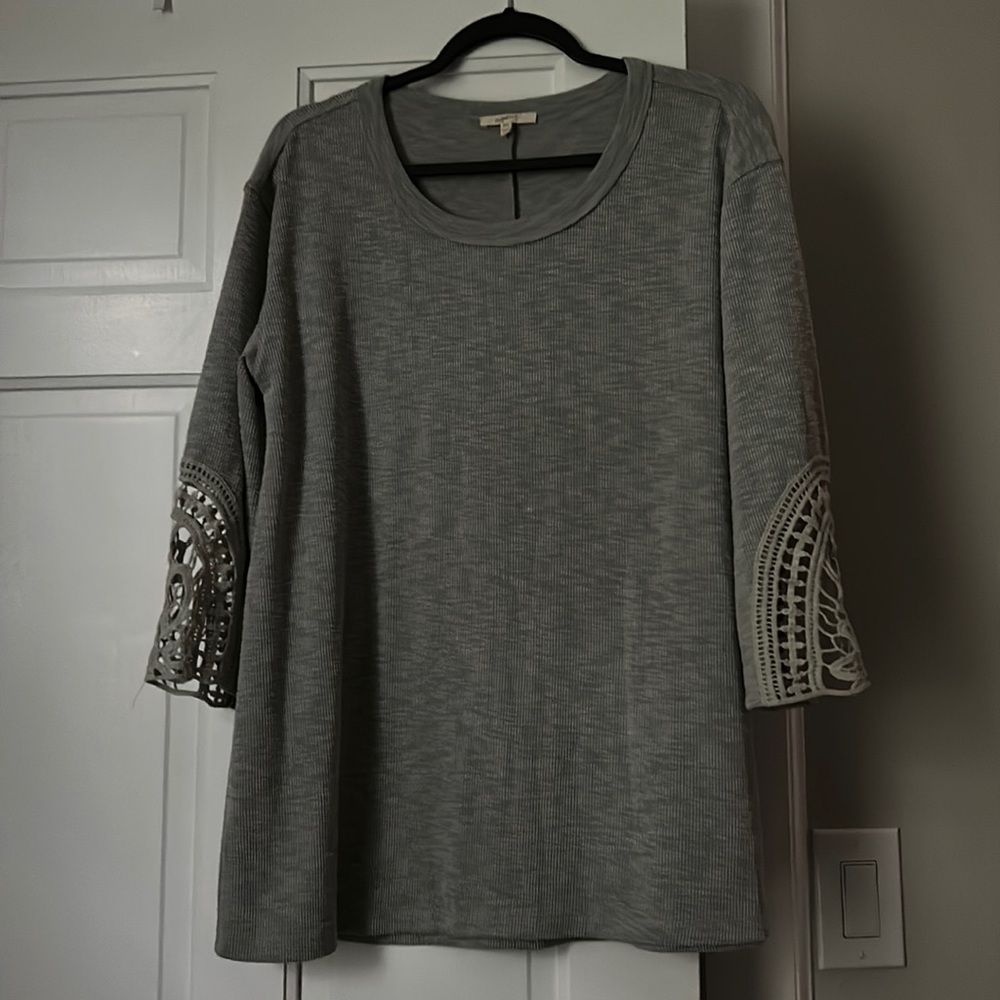 long sleeve mystree medium grey blouse
